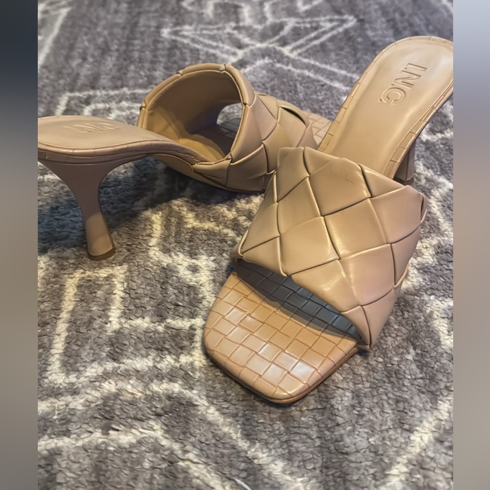 Women’s Size 8 Heels